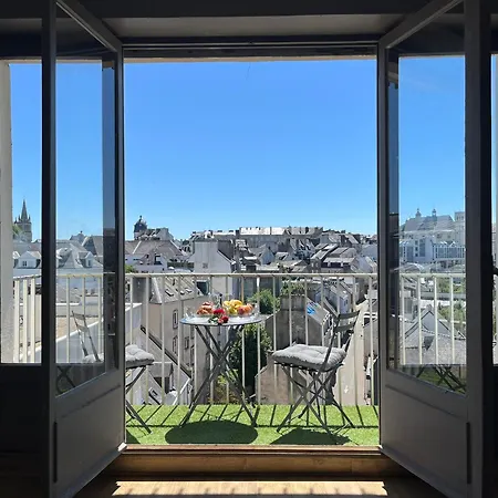 아파트 Vue Sur Les Toits Historiques De *